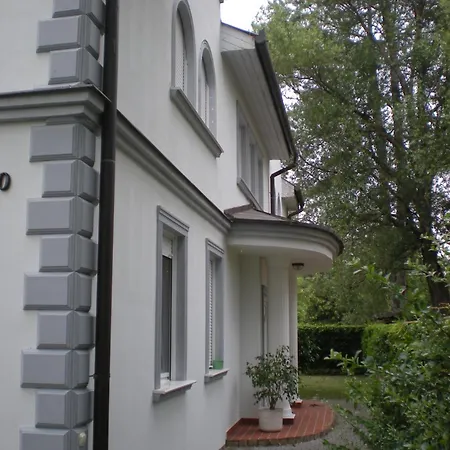 Vila Kentaur Apartmanhaz Siófok