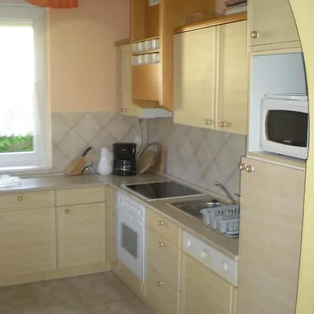 Kentaur Apartmanhaz Vila *