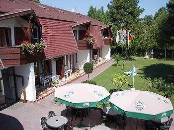 Kentaur Apartmanhaz Vila