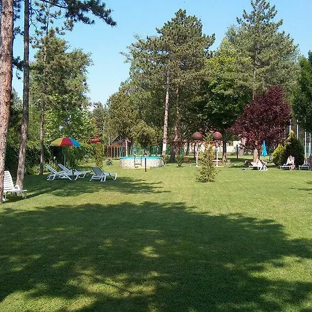 Kentaur Apartmanhaz Vila *