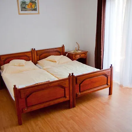 Kentaur Apartmanhaz Siófok