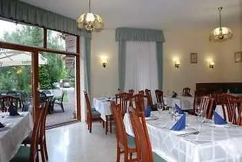 Kentaur Apartmanhaz Vila