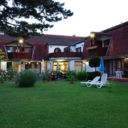 Kentaur Apartmanhaz