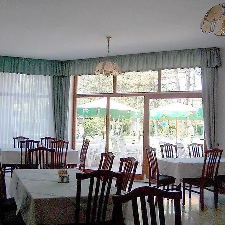 Kentaur Apartmanhaz Vila