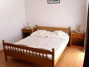 Vila Kentaur Apartmanhaz Siófok